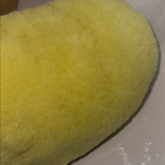 UGG Fluffy Yellow Slippers - Picture 11 of 13